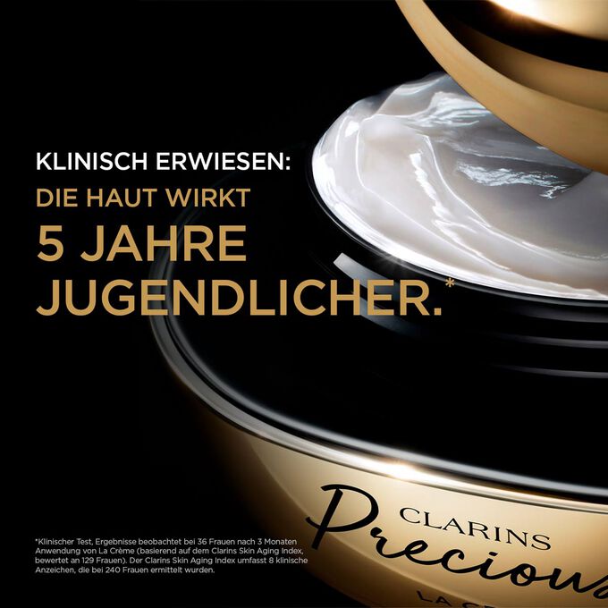 Im Mittelpunkt steht der La Crème Tiegel, dessen Creme die Haut der Verwenderin um fünf Jahre jugendlicher wirken lässt