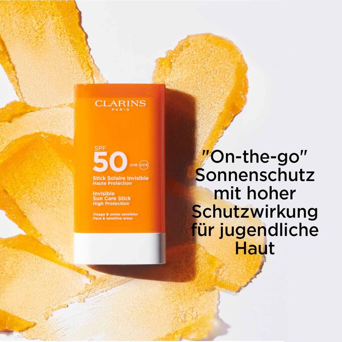 Clarins Stick Solaire Invisible SPF 50, mit Text, der die hohe Schutzwirkung für unterwegs hervorhebt.