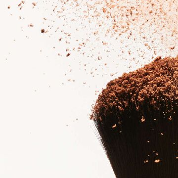 Bronzing Powder - Kompakt-Puder für sonnengeküssten Glow