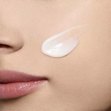 Bright Plus Gel-crème hydratant anti-taches - Feuchtigkeit spendende Gel-Creme bei Pigmentflecken