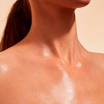 Brume Solaire Embellissante Très Haute Protection SPF50+ Corps - Feuchtigkeit spendendes Sonnenschutz-Körper-Spray SPF 50+