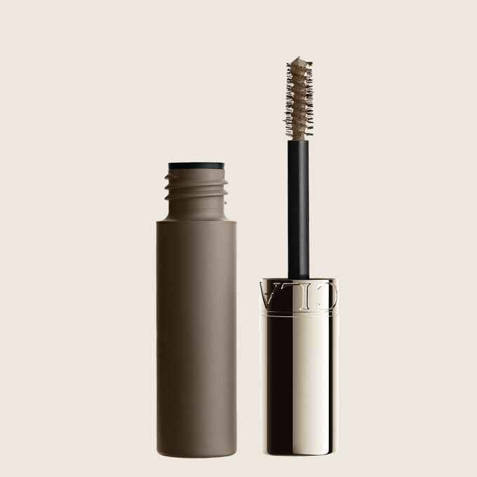Flakon Clarins Light Brown Brow Gel, das farblich auf nat&uuml;rliche hellbraune Augenbrauen abgestimmt ist und f&uuml;r einen weichen, gepflegten und definierten Look sorgt.