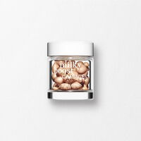 Milky Boost Capsules - Getöntes Teint perfektionierendes Fluid