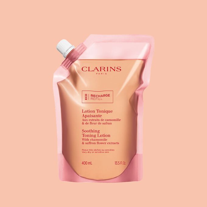 Clarins Lotion Tonique Apaisante als Refill, bietet eine nachhaltige L&ouml;sung mit seiner orangefarbenen Nachf&uuml;llpackung
