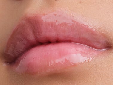 Lip Perfector auf den Lippen