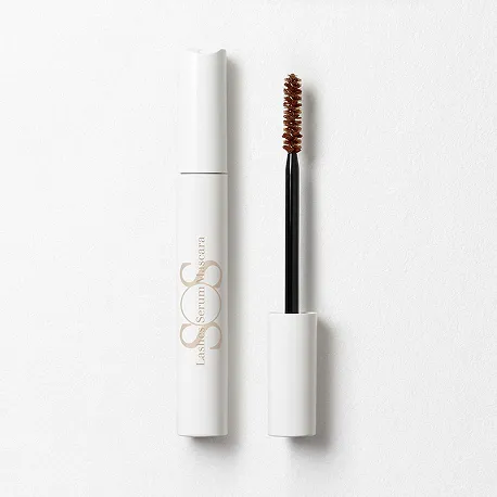 Packshot von SOS Lashes Serum, einem verdichtenden Wimpern-Primer