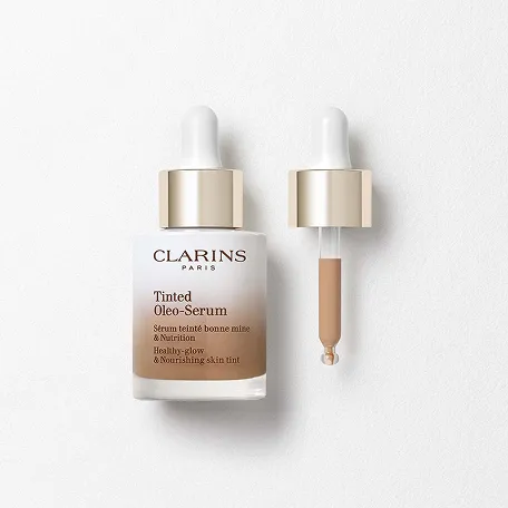 Packshot Tinted Oleo-Serum, das ein aufbaubares Glow-Finish bietet