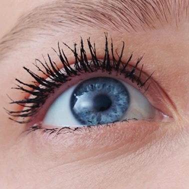 Die Wirkung der Wonder Volume Mascara XXL auf die Wimpern für einen fantastischen Volumeneffekt